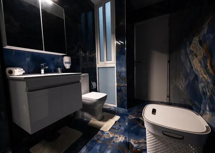 Dom wakacyjny Dar Barbara Duplex 2 Double Bedrooms,2 Sofa Beds Large House With Terrace Roof Views Of Valletta *