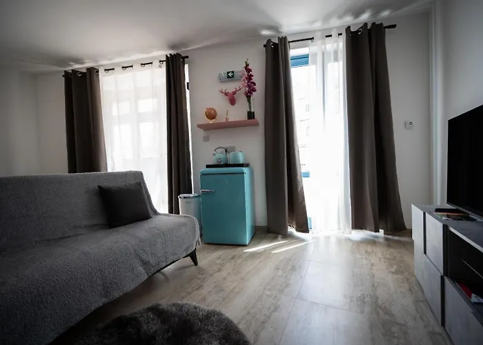 Dar Barbara Duplex 2 Double Bedrooms,2 Sofa Beds Large House With Terrace Roof Views Of Valletta Dom wakacyjny