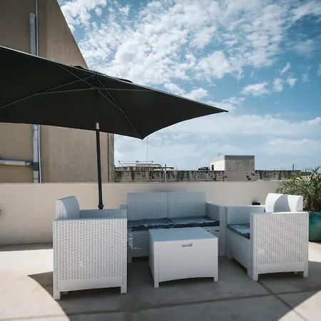Dar Barbara Duplex 2 Double Bedrooms,2 Sofa Beds Large House With Terrace Roof Views Of Valletta Prázdninový dům *