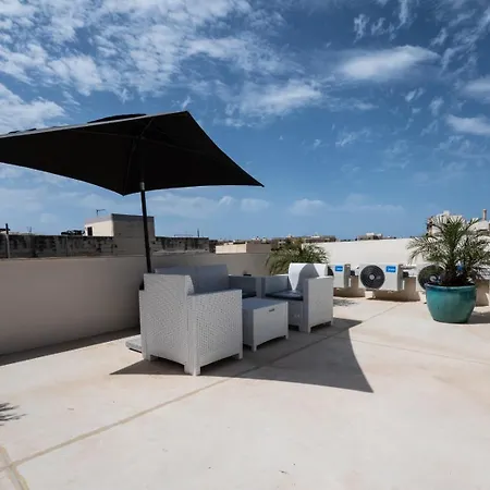 Prázdninový dům Dar Barbara Duplex 2 Double Bedrooms,2 Sofa Beds Large House With Terrace Roof Views Of Valletta *