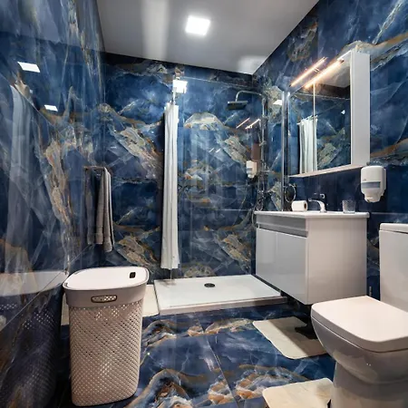 Dar Barbara Duplex 2 Double Bedrooms,2 Sofa Beds Large House With Terrace Roof Views Of Valletta Cospicua