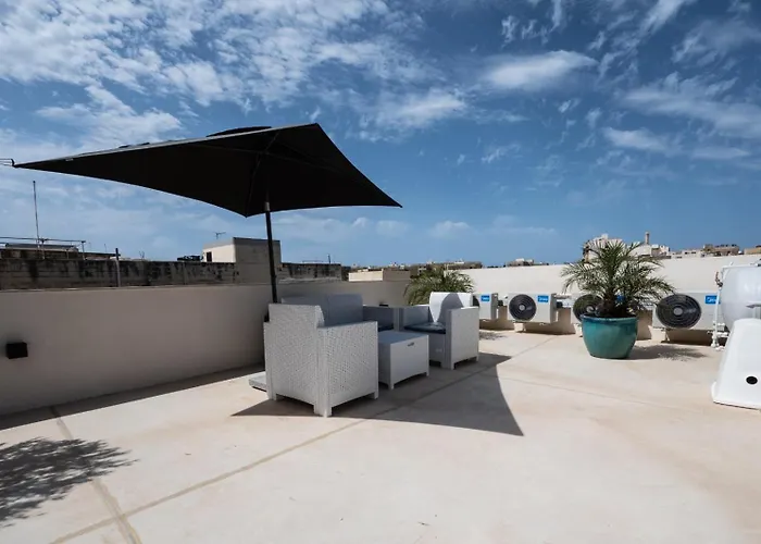 Holiday home Dar Barbara Duplex 2 Double Bedrooms,2 Sofa Beds Large House With Terrace Roof Views Of Valletta *
